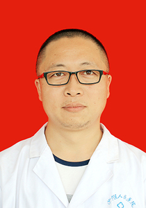 姓名：曹建刚
职称：主治医师
专业：普外科
简介：毕业于泸州医学院，本科学历，从事普外科临床工作近10年，曾到省人民医院普外科进行学习，擅长于普外科常见病、多发病的诊治。